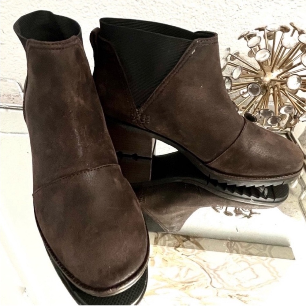 Sorel Cate Chelsea Waterproof Dark Brown Leather Ankle Booties Size 10